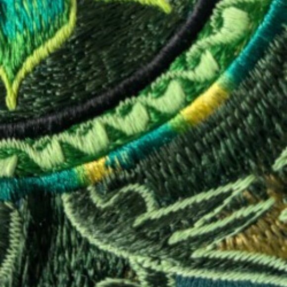 Sleeveless tank top with embroidered Mandela - NEW - Picture 7 of 8